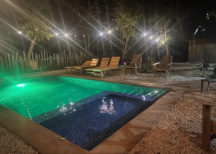 Avellanas Hotel 2*